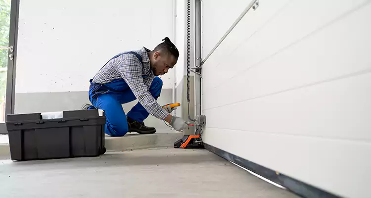 Garage Door Sensor Repair in Hollywood, FL