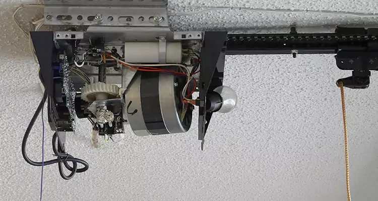 Emergency Garage Door Opener Repair in Hollywood, FL