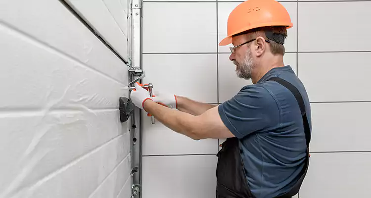 Emergency Garage Door Repair in Hollywood, FL