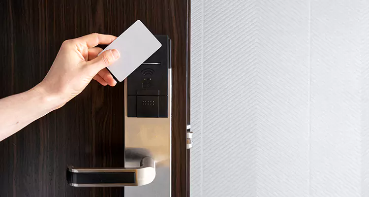 Why Choose Us for Hotel Keycard Lock Repair in Hollywood, FL?
