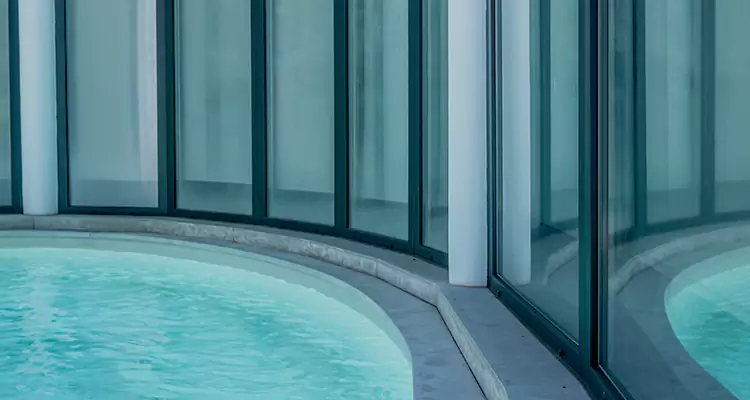 Repair Polyester Screen for Pool Enclosure in Hollywood, FL