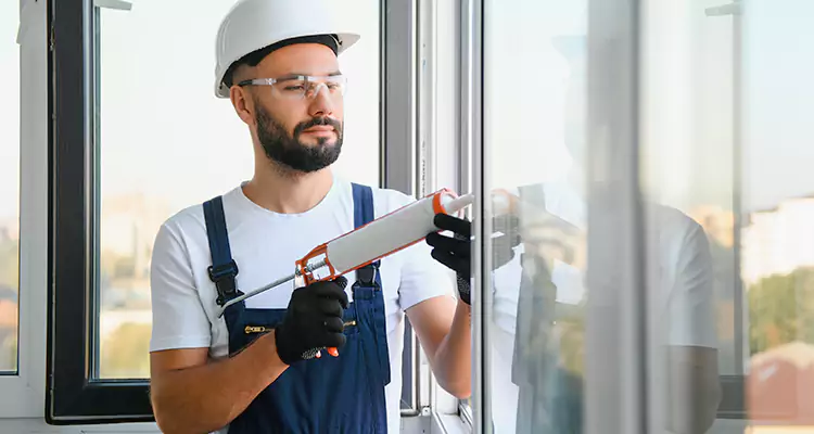 Retractable Screens Repair for Patio in Hollywood, FL