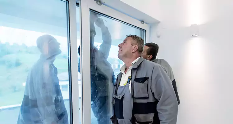 Retractable Screen Door Repair in Hollywood, FL