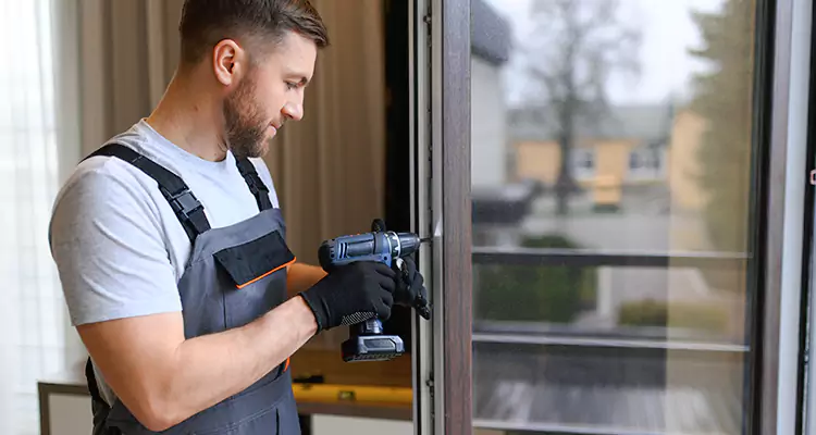 Sliding Screen Door Handle Repair in Hollywood, FL