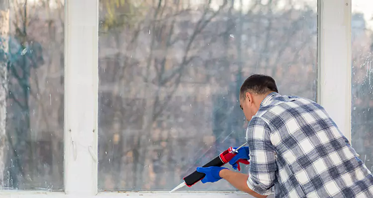 Quality Sliding Shower Door Repair for Closing Issues in Hollywood, FL