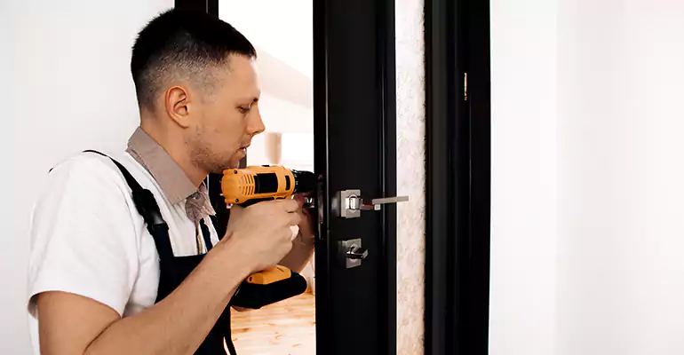 Aluminum Storefront Doors Repair in Hollywood, FL