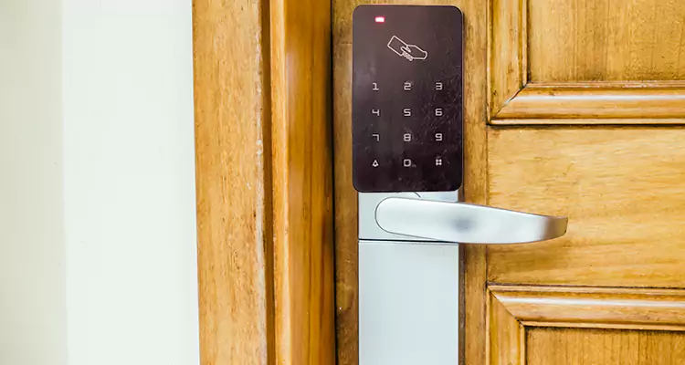 Keyless Hotel Door Locks Repair in Hollywood, FL
