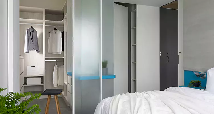 Closet Door Bi Fold Installation in Hollywood, FL